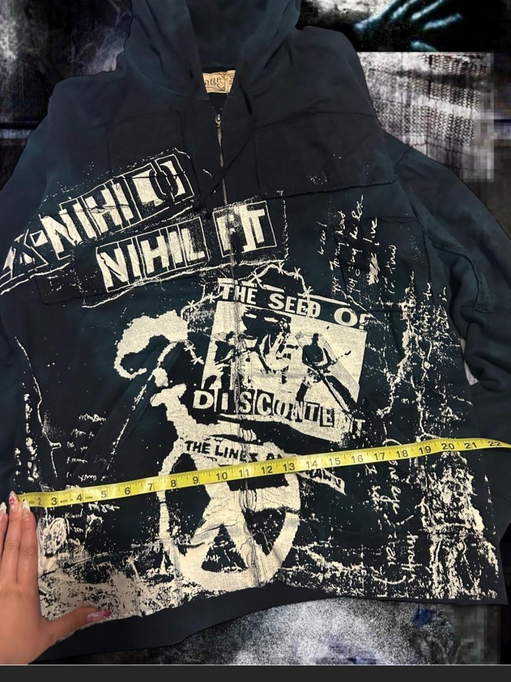 Salvage Rare Vintage Zip-Up Hoodie. L - Picture 8 of 8